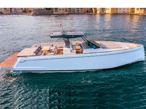 Pardo 43 - Juan Les Pins - Cannes - St Tropez - Monaco - The French Riviera Day Charter Yacht Pardo 43 - Juan Les Pins - Cannes - St Tropez - Monaco - The French Riviera Day Charter Yacht