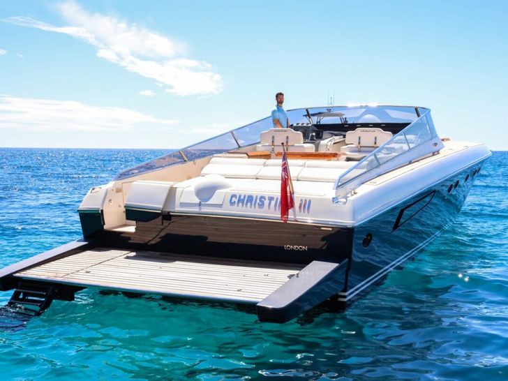 Itama 55 - aft shot anchored Itama 55 - aft shot anchored