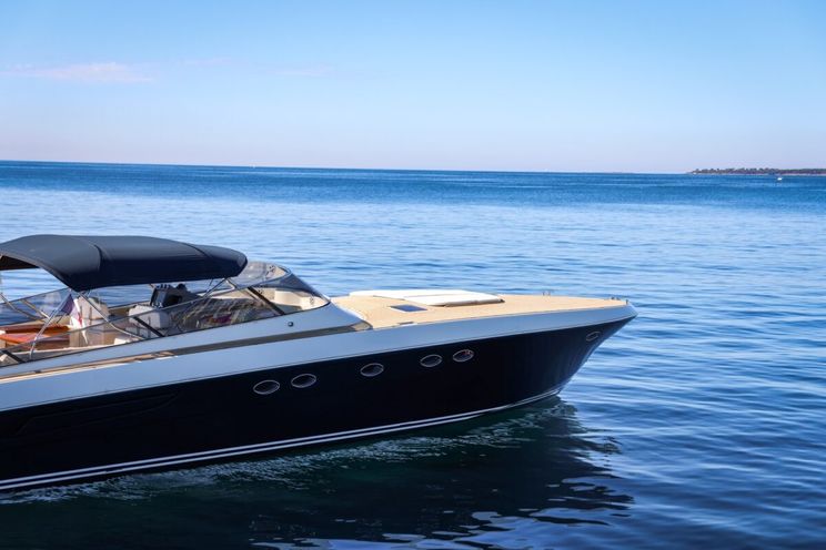 Charter Yacht Itama 55 - French Riviera Day Charter Yacht - Juan les Pins - Antibes - Cannes - St Tropez - Nice
