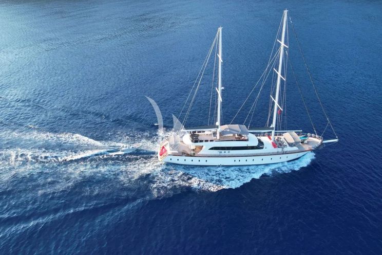 Charter Yacht QUEEN OF MAKRI - Custom Sailing Yacht 40m - 6 Cabins - Bodrum - Marmaris - Gocek - Turkey