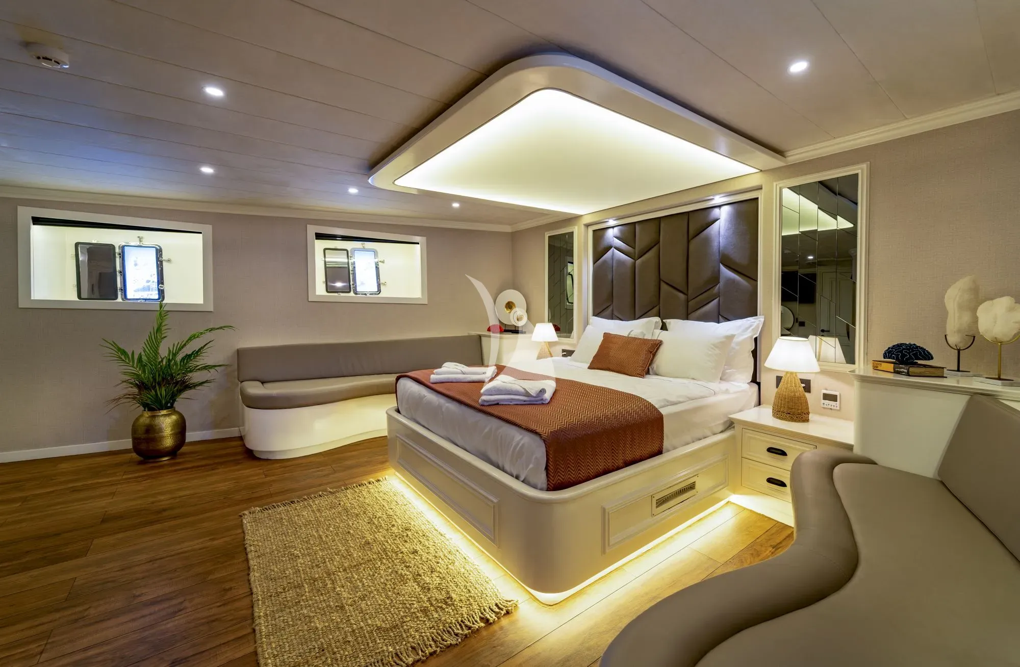 Charter Yacht QUEEN OF MAKRI - Custom Sailing Yacht 40m - 6 Cabins - Bodrum - Marmaris - Gocek - Turkey
