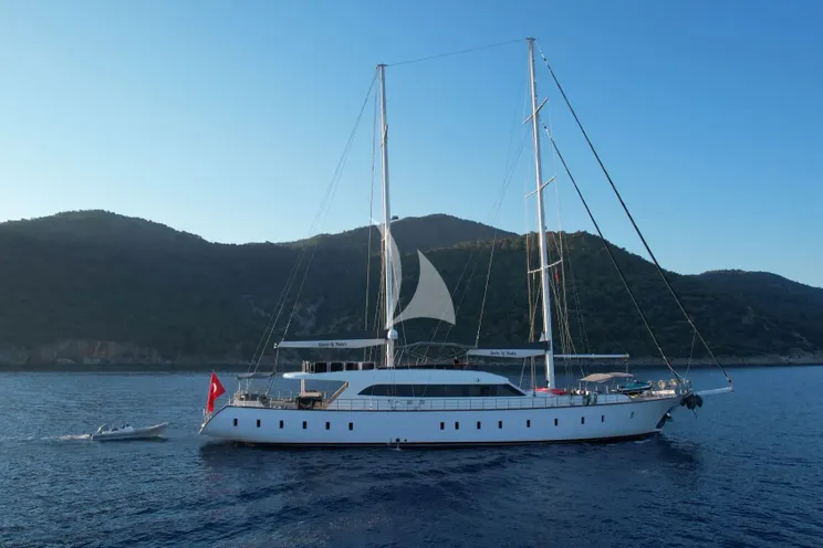 Charter Yacht QUEEN OF MAKRI - Custom Sailing Yacht 40m - 6 Cabins - Bodrum - Marmaris - Gocek - Turkey