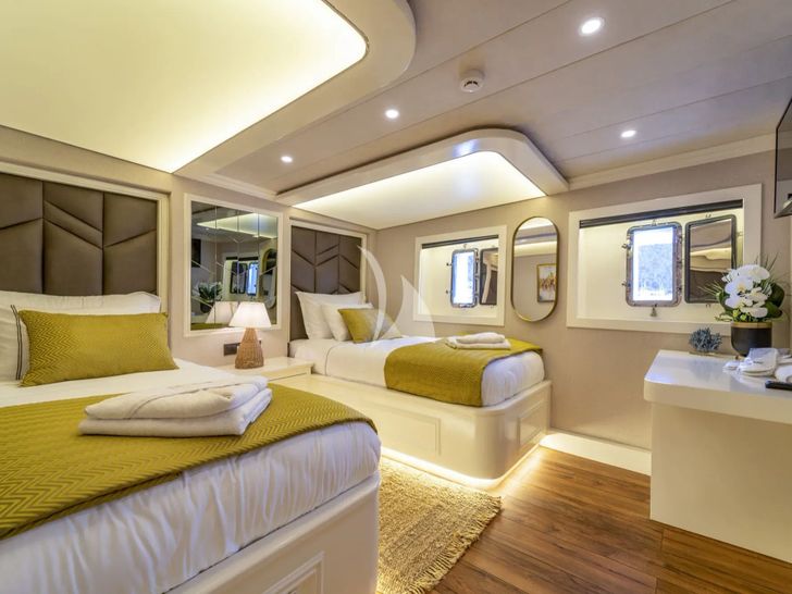 QUEEN OF MAKRI Custom Sailing Yacht 40m - twin cabin QUEEN OF MAKRI Custom Sailing Yacht 40m - twin cabin