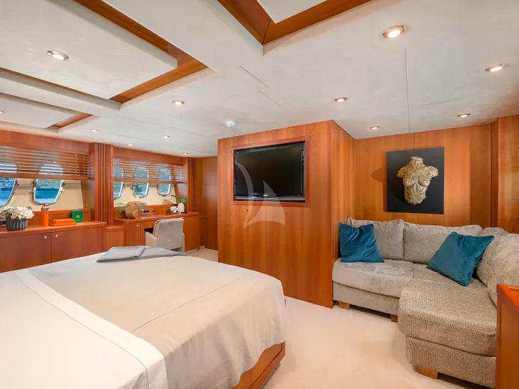 QUANTUM Sunseeker Predator 108 Crewed Motor Yacht Master Cabin Sofas QUANTUM Sunseeker Predator 108 Crewed Motor Yacht Master Cabin Sofas