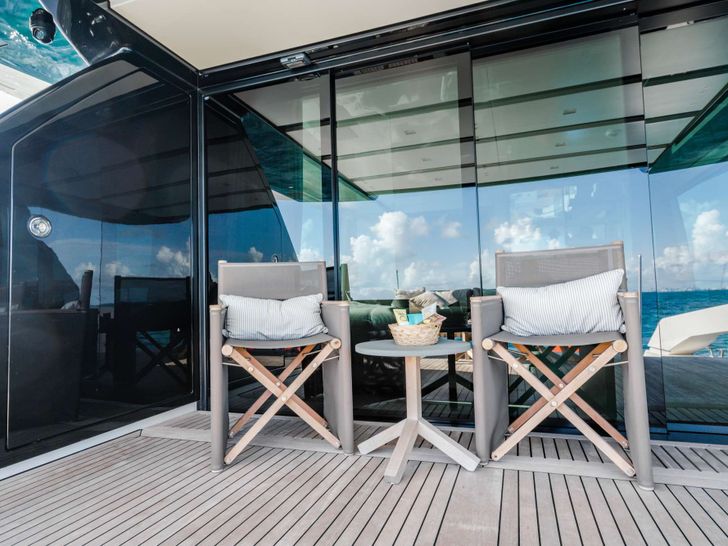 QUARANTENA Sanlorenzo SX76 - aft seating area QUARANTENA Sanlorenzo SX76 - aft seating area