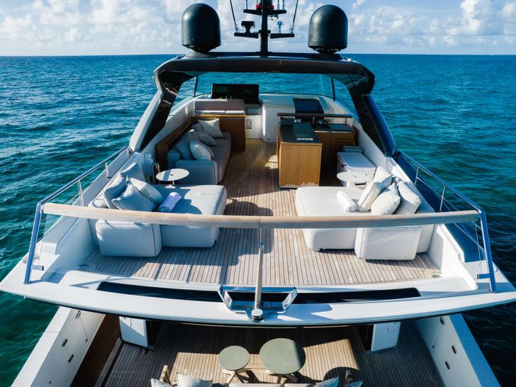 QUARANTENA Sanlorenzo SX76 - flybridge aft shot QUARANTENA Sanlorenzo SX76 - flybridge aft shot