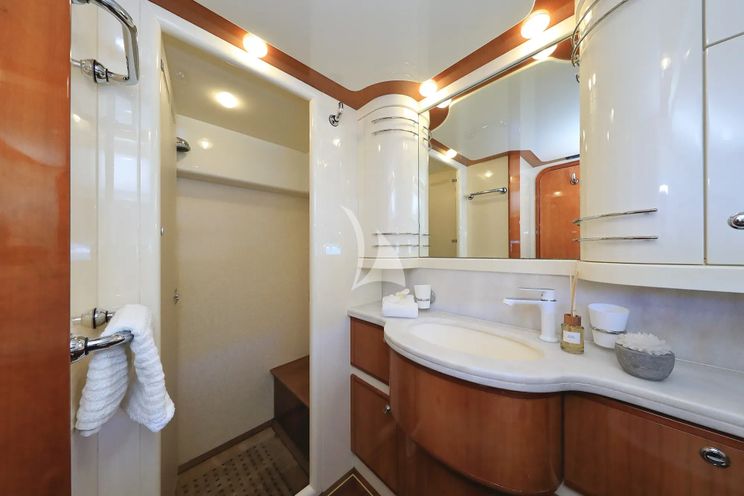 Charter Yacht QUO VADIS I - Ferretti 760 - 4 Cabins - Split - Dubrovnik - Hvar - Croatia