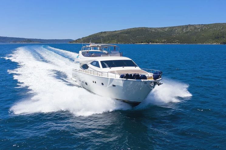 Charter Yacht QUO VADIS I - Ferretti 760 - 4 Cabins - Split - Dubrovnik - Hvar - Croatia
