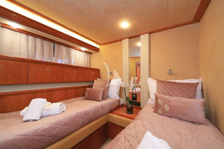 Charter Yacht QUO VADIS I - Ferretti 760 - 4 Cabins - Split - Dubrovnik - Hvar - Croatia