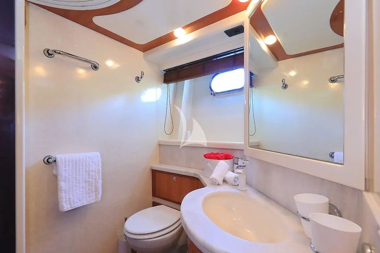 Charter Yacht QUO VADIS I - Ferretti 760 - 4 Cabins - Split - Dubrovnik - Hvar - Croatia