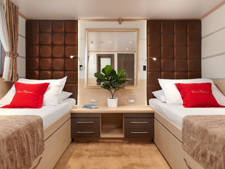 QUEEN ELEGANZA Custom Motor Yacht 49m - twin cabin 1 QUEEN ELEGANZA Custom Motor Yacht 49m - twin cabin 1