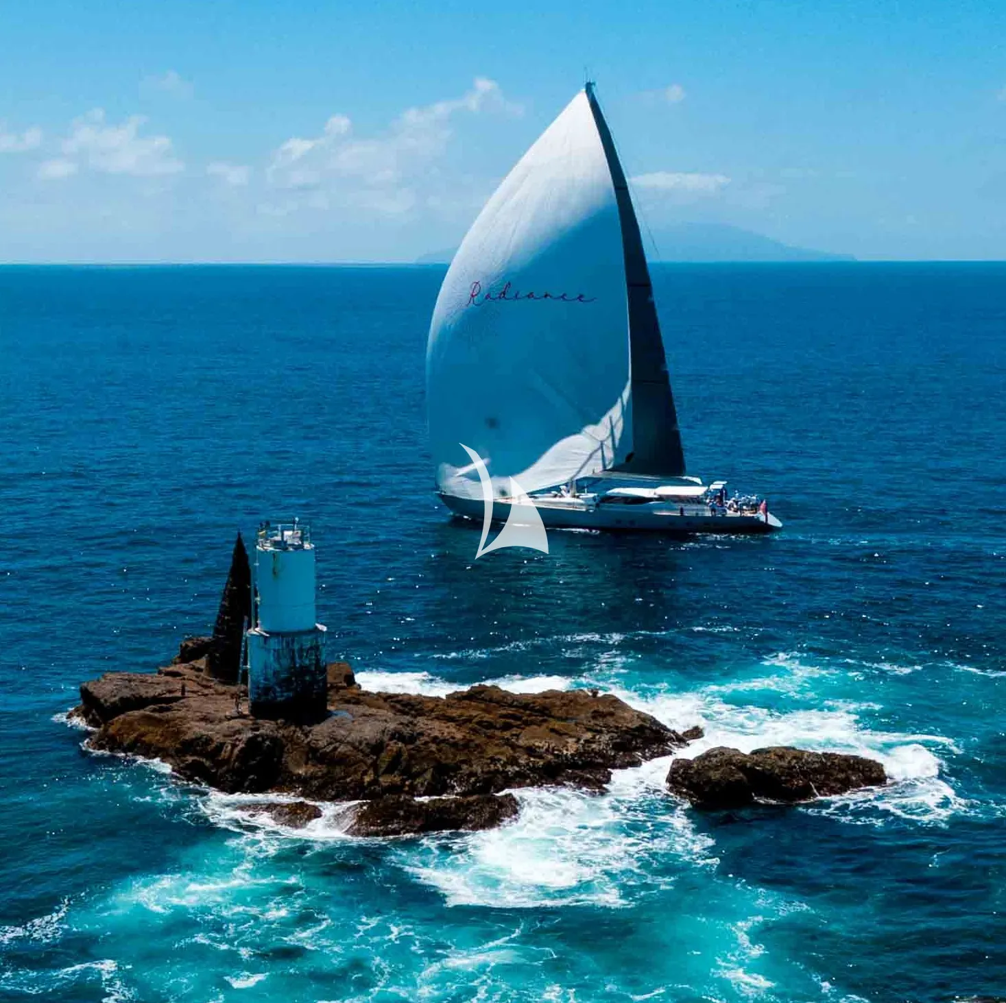 RADIANCE Dubois 37m - sailing