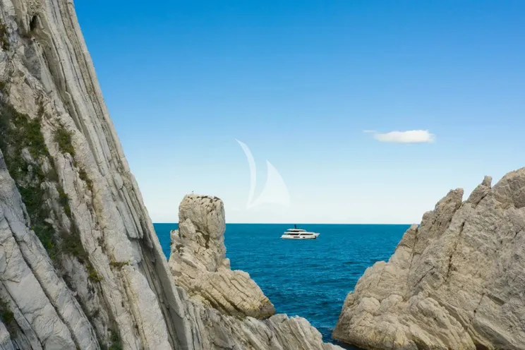 Charter Yacht RARE GEM - Custom Line 28m - Cannes - Nice - Antibes - St Tropez- French Riviera - Monaco