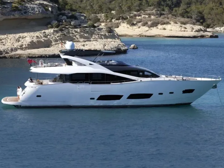 RAY 3 Sunseeker 28m - profile RAY 3 Sunseeker 28m - profile