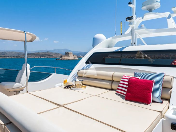 REBECCA V Benetti Legend 85 - foredeck bronzing area REBECCA V Benetti Legend 85 - foredeck bronzing area