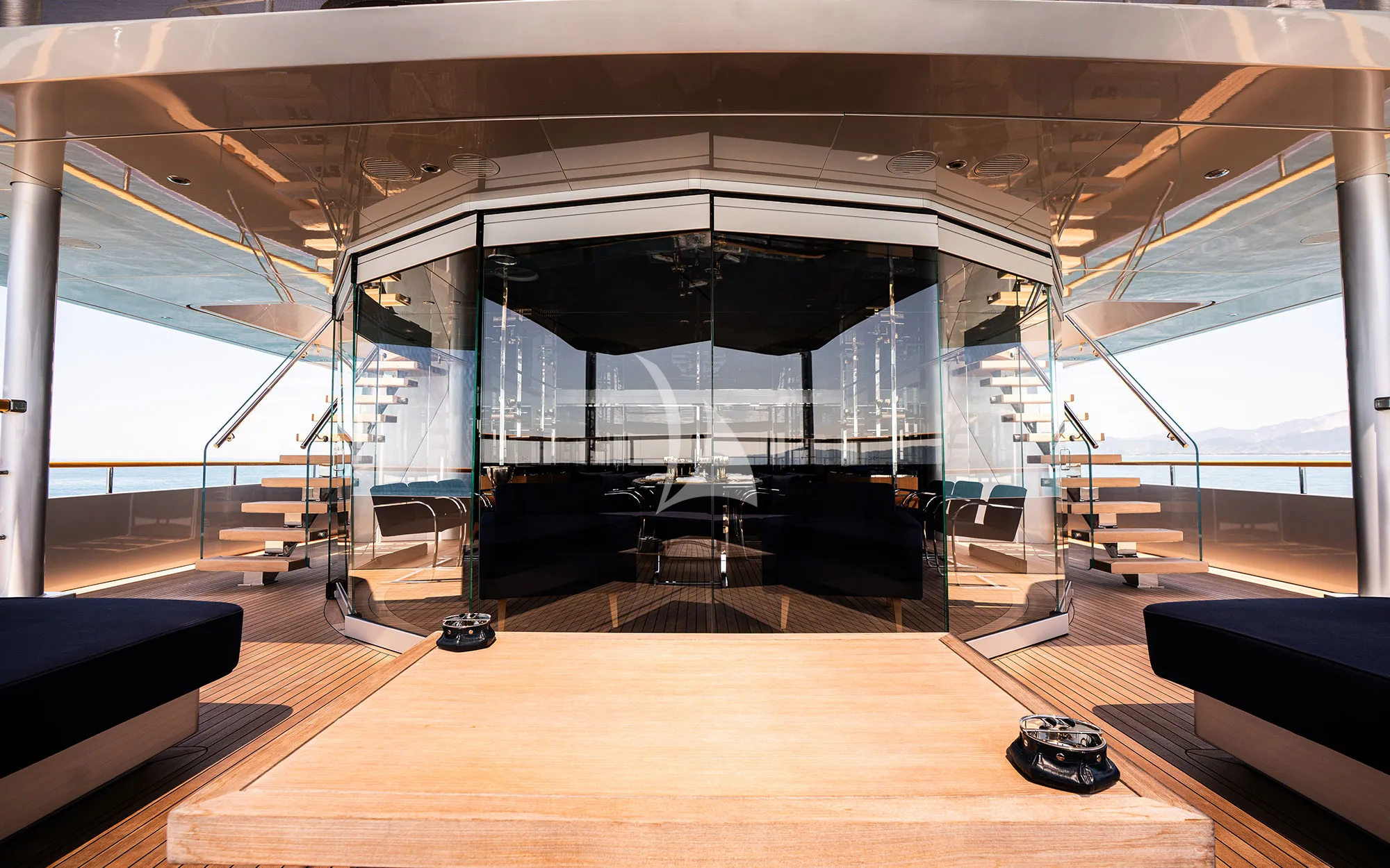 Charter Yacht REGINA D`ITALIA - Codecasa 65 - 6 Cabins - Viareggio - Genoa - Liguria - La Spezia - Italian Riviera