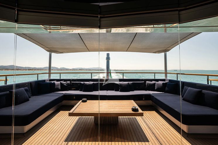 Charter Yacht REGINA D`ITALIA - Codecasa 65 - 6 Cabins - Viareggio - Genoa - Liguria - La Spezia - Italian Riviera