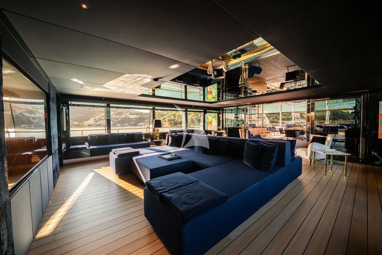 Charter Yacht REGINA D`ITALIA - Codecasa 65 - 6 Cabins - Viareggio - Genoa - Liguria - La Spezia - Italian Riviera