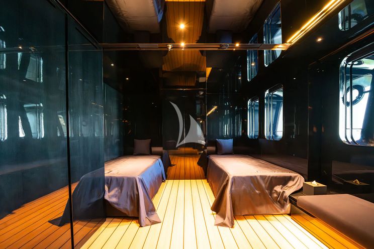 Charter Yacht REGINA D`ITALIA - Codecasa 65 - 6 Cabins - Viareggio - Genoa - Liguria - La Spezia - Italian Riviera