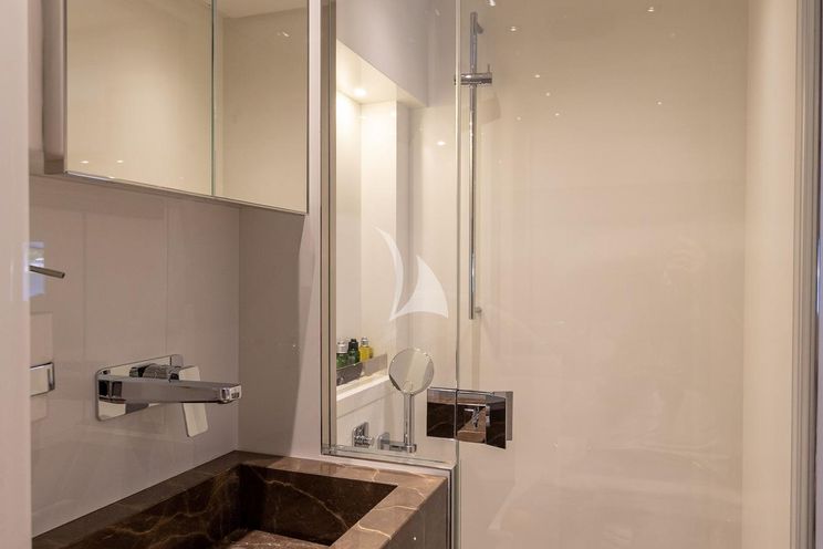 Charter Yacht REGINE OF CANNES - Sanlorenzo SL78 - 4 Cabins - Cannes - St. Tropez - Nice - Antibes - French Riviera - Monaco