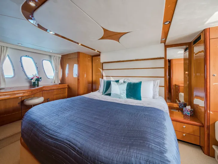 REHAB Sunseeker Predator 68 - cabin 1 REHAB Sunseeker Predator 68 - cabin 1