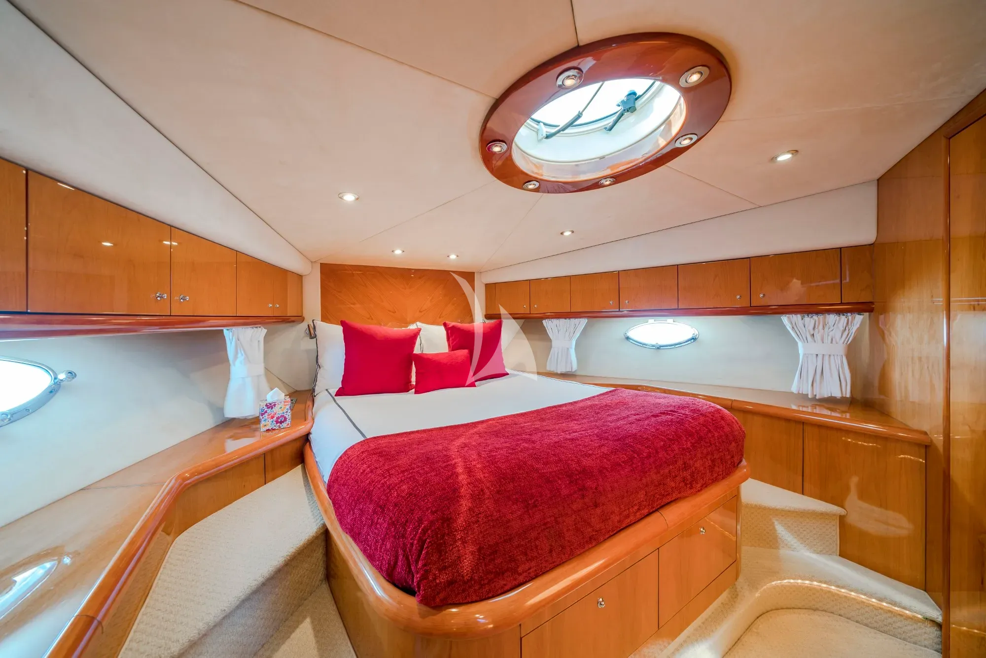 REHAB Sunseeker Predator 68 - cabin 2