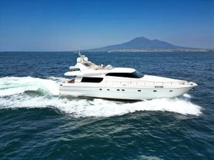 RELAXBYWINSTON - Sanlorenzo 62 - 3 Cabins - Naples - Capri - Positano - Amalfi Coast - Italy RELAXBYWINSTON - Sanlorenzo 62 - 3 Cabins - Naples - Capri - Positano - Amalfi Coast - Italy