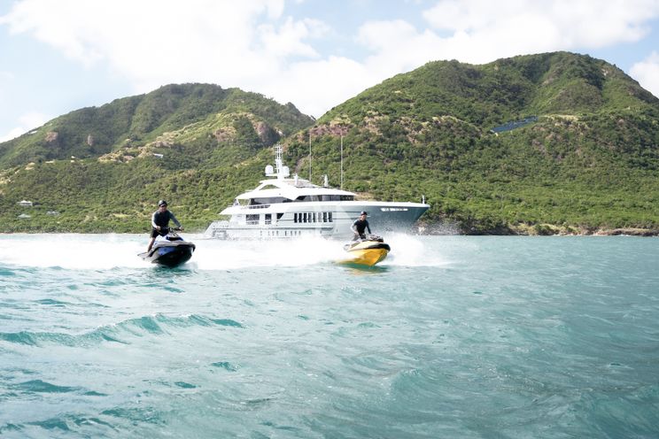 Charter Yacht RELIANCE - Heesen 55m - 6 Cabins - Monaco - Cannes - St Tropez