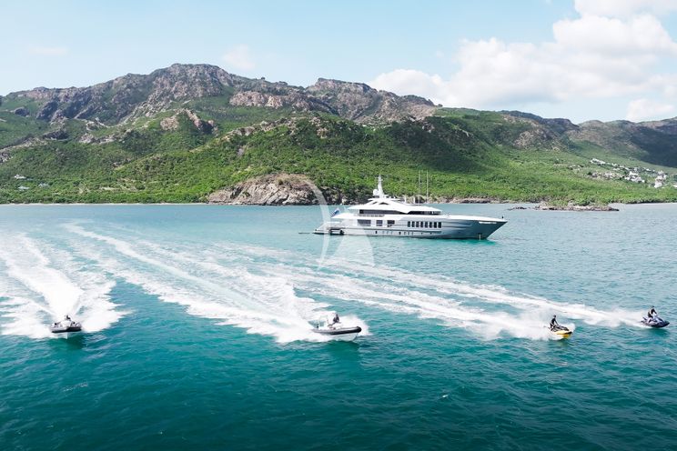 Charter Yacht RELIANCE - Heesen 55m - 6 Cabins - Monaco - Cannes - St Tropez