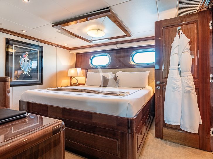 REMEMBER WHEN Christensen 162 VIP cabin 2 wide shot REMEMBER WHEN Christensen 162 VIP cabin 2 wide shot