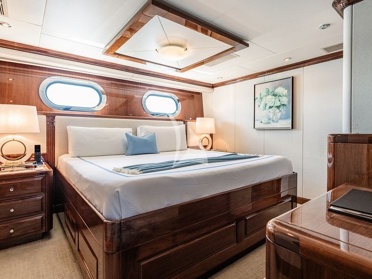 REMEMBER WHEN Christensen 162 VIP cabin 3 REMEMBER WHEN Christensen 162 VIP cabin 3