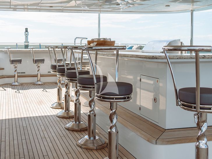 REMEMBER WHEN Christensen 162 flybridge bar area REMEMBER WHEN Christensen 162 flybridge bar area