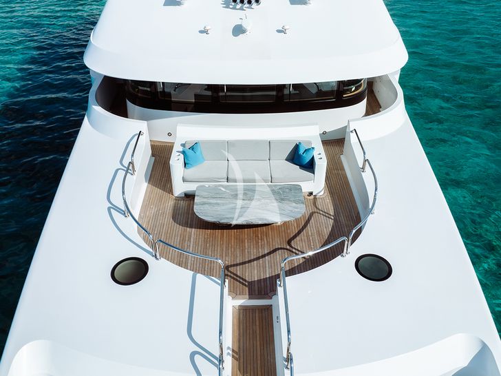 REMEMBER WHEN Christensen 162 foredeck lounging area aerial shot