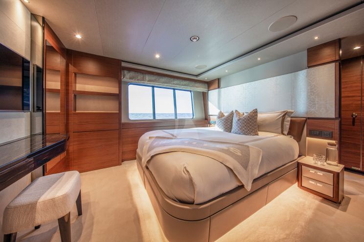 Charter Yacht RESTLESS - Princess 35m - 5 Cabins - Naples - Capri - Positano - Amalfi Coast - Italy