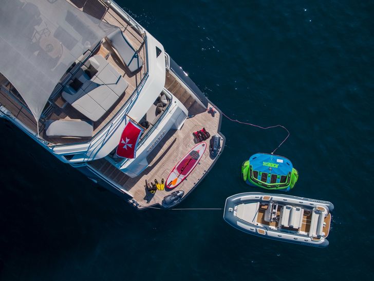 RESTLESS Princess 35m - aft deck with the tender RESTLESS Princess 35m - aft deck with the tender