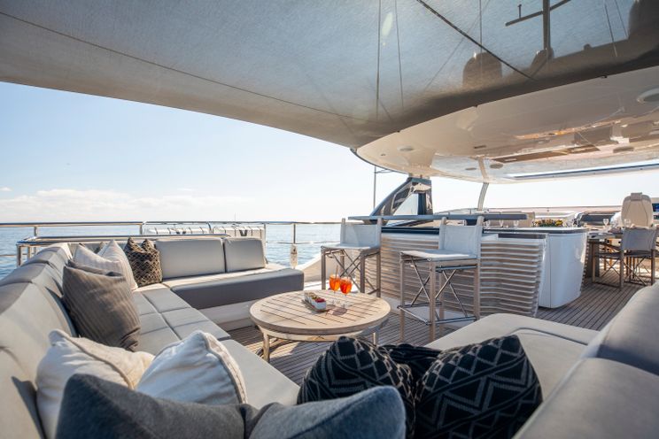 Charter Yacht RESTLESS - Princess 35m - 5 Cabins - Naples - Capri - Positano - Amalfi Coast - Italy