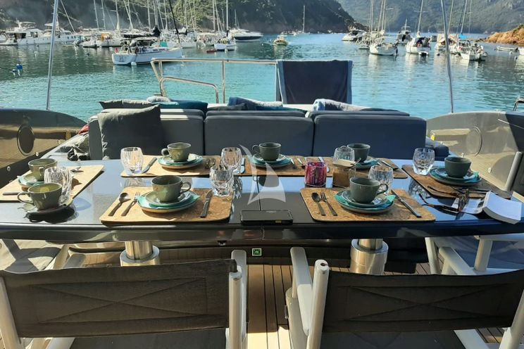 Charter Yacht REVELLA - Mangusta 92 - St Tropez - Cannes - Monaco - French Riviera