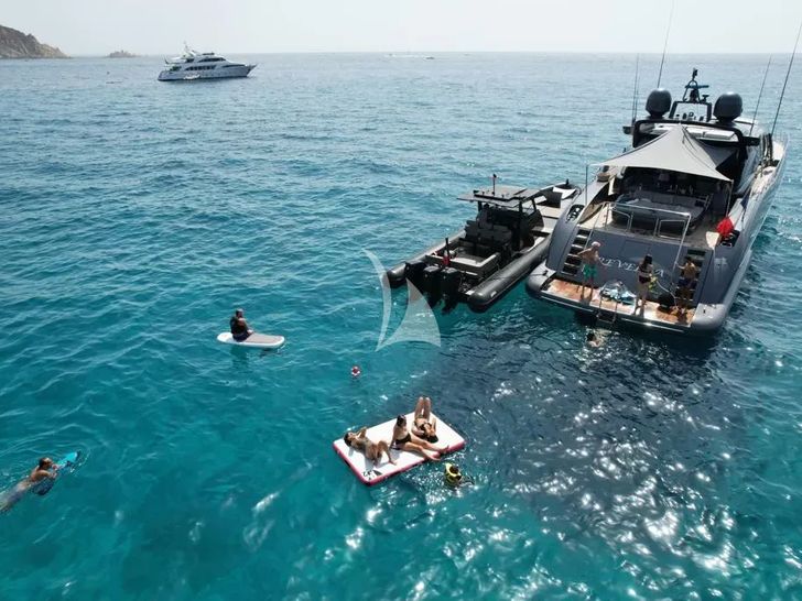 REVELLA Mangusta 92 - guests using the water toys REVELLA Mangusta 92 - guests using the water toys