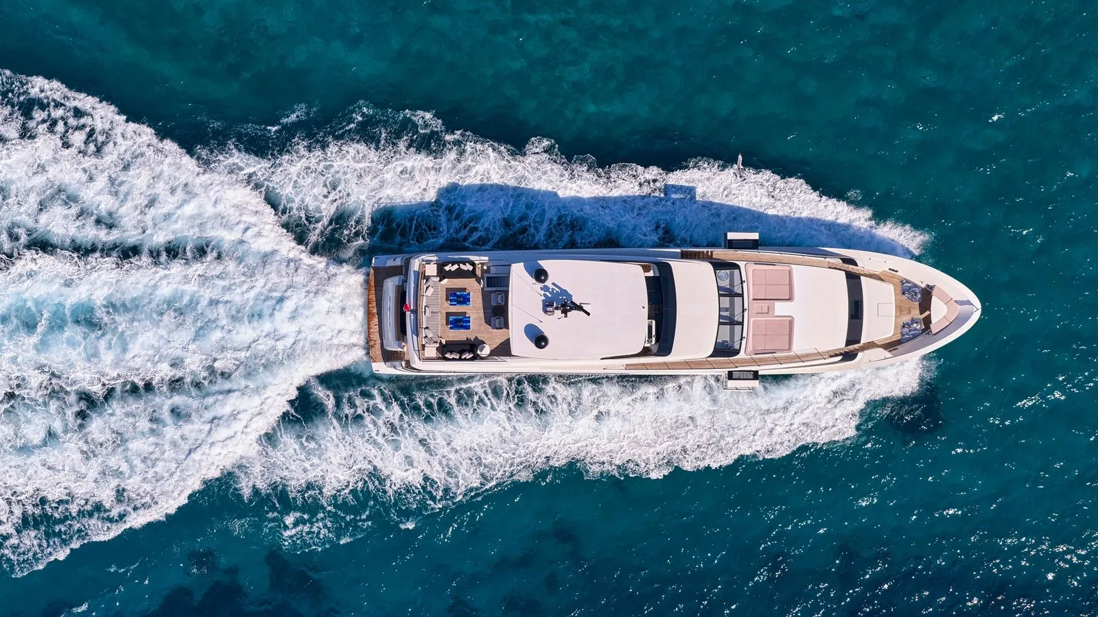 RIANA II Sanlorenzo SL118 - cruising top aerial shot