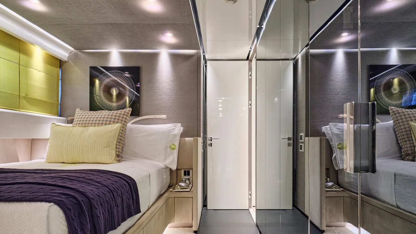 RIANA II Sanlorenzo SL118 - VIP cabin 3