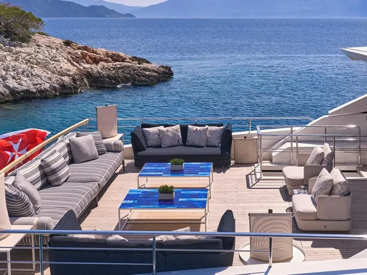RIANA II Sanlorenzo SL118 - sundeck aft RIANA II Sanlorenzo SL118 - sundeck aft