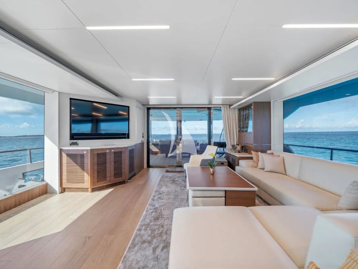 RIO Horizon FD90 - saloon seating area RIO Horizon FD90 - saloon seating area