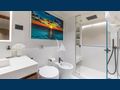 RISING DAWN Majesty Yachts Double Ensuite