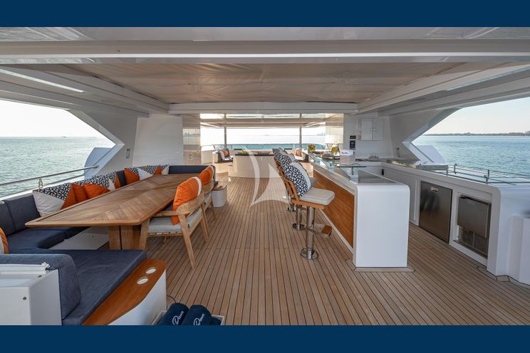 Charter Yacht RISING DAWN - Gulf Craft 43m - 6 Cabins - Nassau - Staniel Cay - Exumas
