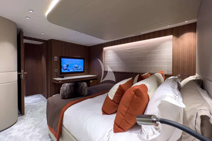 Charter Yacht RISING DAWN - Gulf Craft 43m - 6 Cabins - Mexico - USA