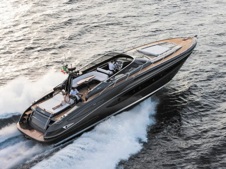 WESTFIELD Riva 63 Virtus - main profile WESTFIELD Riva 63 Virtus - main profile