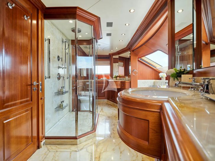 RIVA I Benetti Classic 120 - master cabin bathroom other angle RIVA I Benetti Classic 120 - master cabin bathroom other angle
