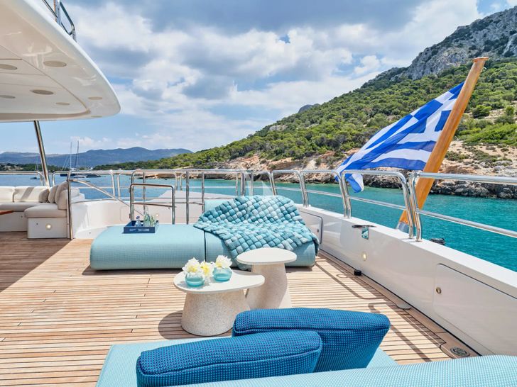 RIVA I Benetti Classic 120 - sky deck aft lounging area RIVA I Benetti Classic 120 - sky deck aft lounging area