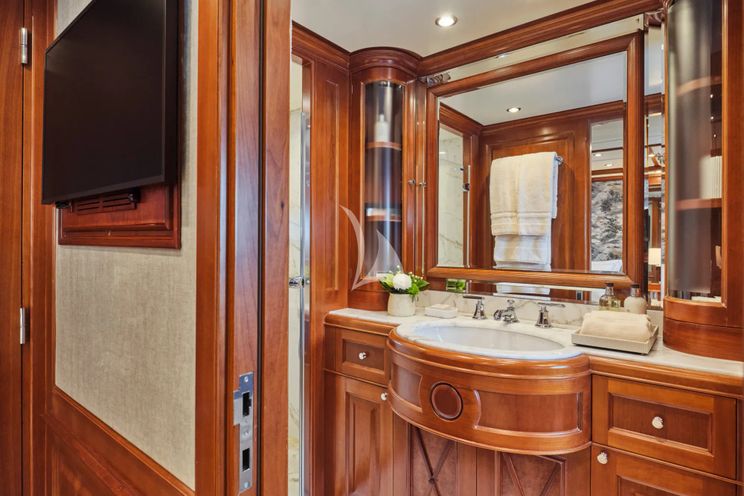 Charter Yacht RIVA I - Benetti Classic 120 - 6 Cabins - Athens - Mykonos - Paros - Cyclades - Greece