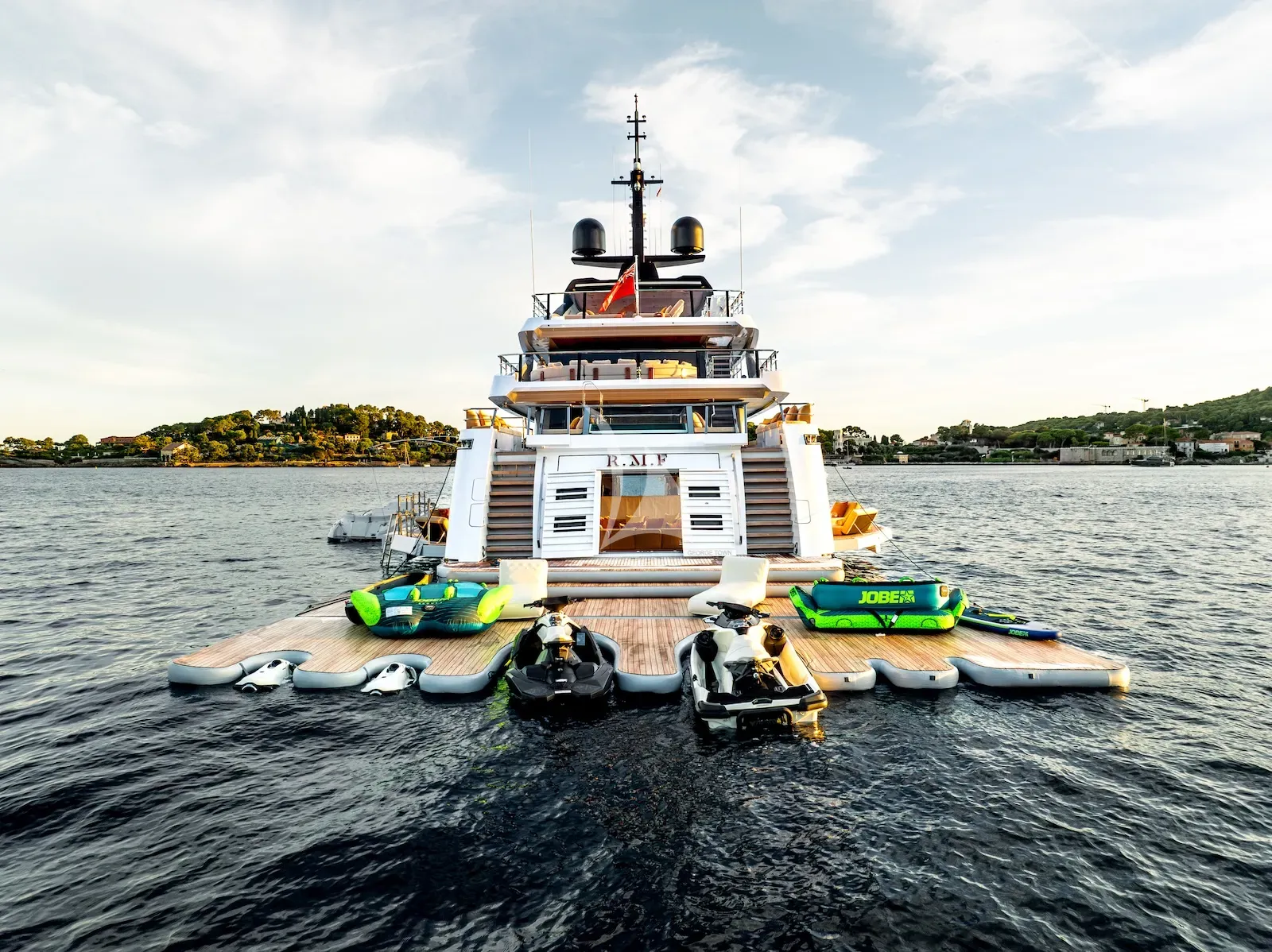 Charter Yacht RMF - Sanlorenzo 52Steel - 5 Cabins - Cannes - St. Tropez - Nice - Antibes - French Riviera - Monaco